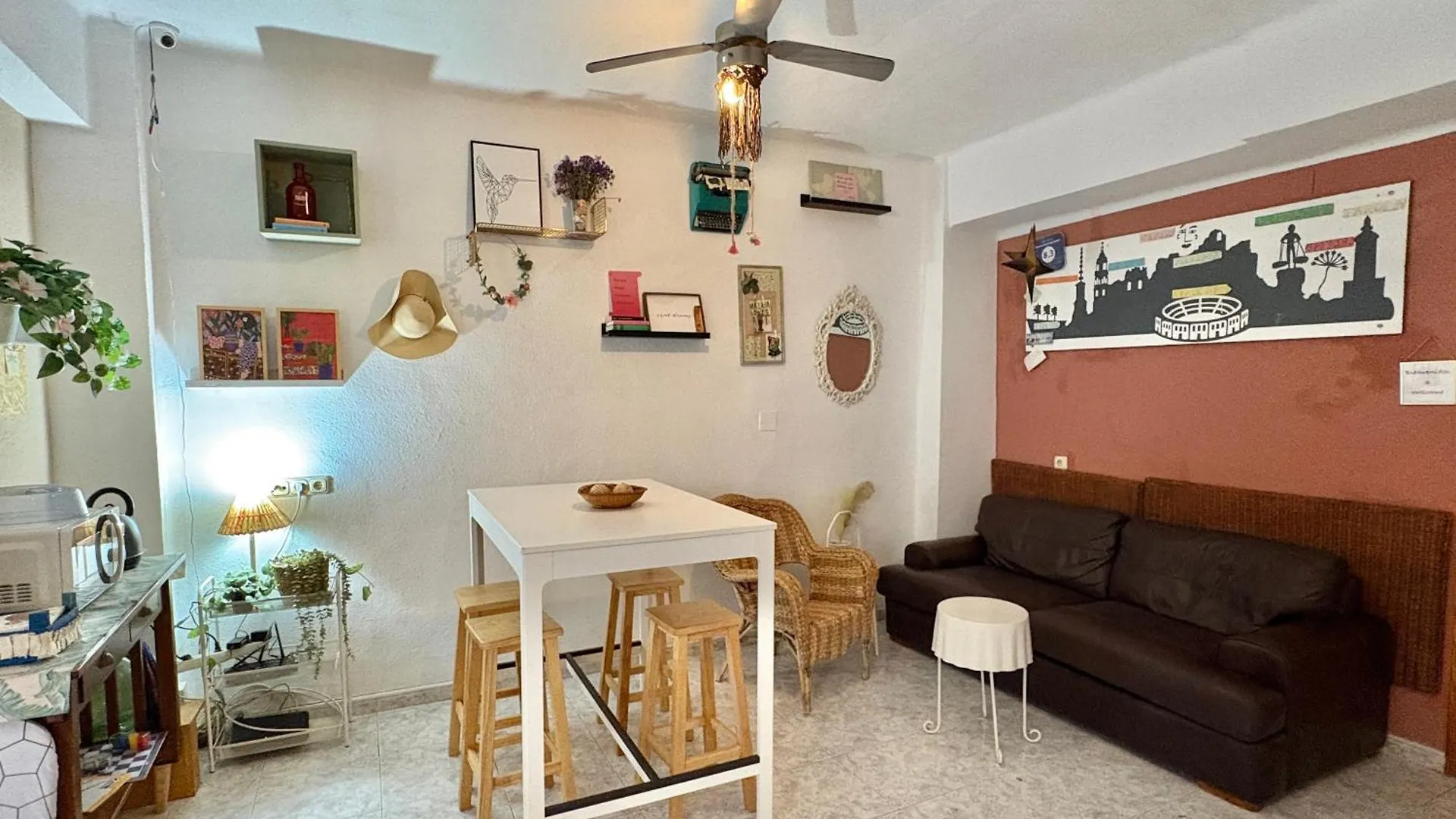 Gasthof Habitacion En Calle Molino Málaga