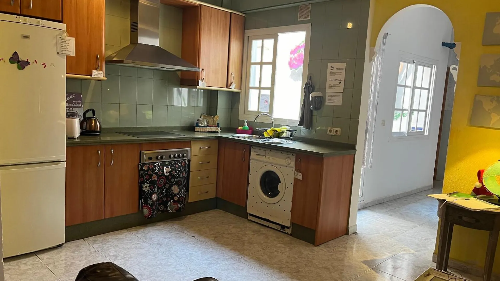 Konukevi Habitacion En Calle Molino Málaga İspanya