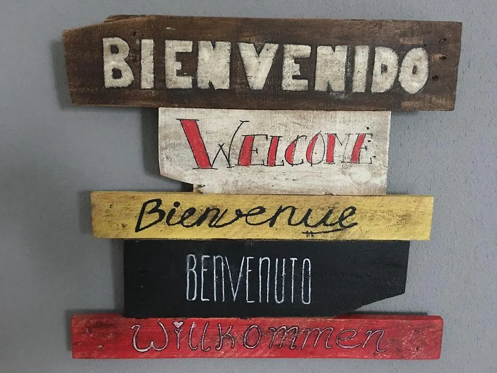 Konukevi Habitacion En Calle Molino Málaga