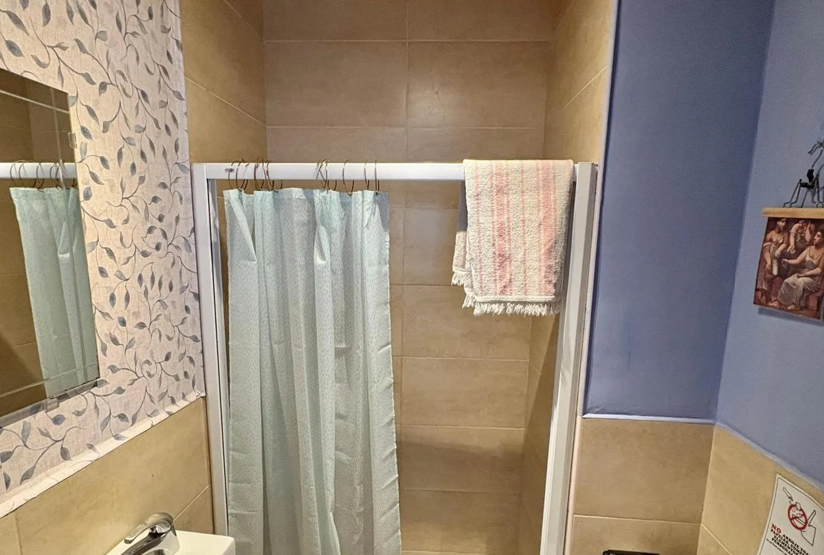 Konukevi Habitacion En Calle Molino Málaga İspanya