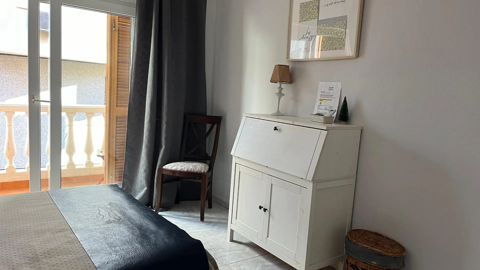Habitacion En Calle Molino Málaga
