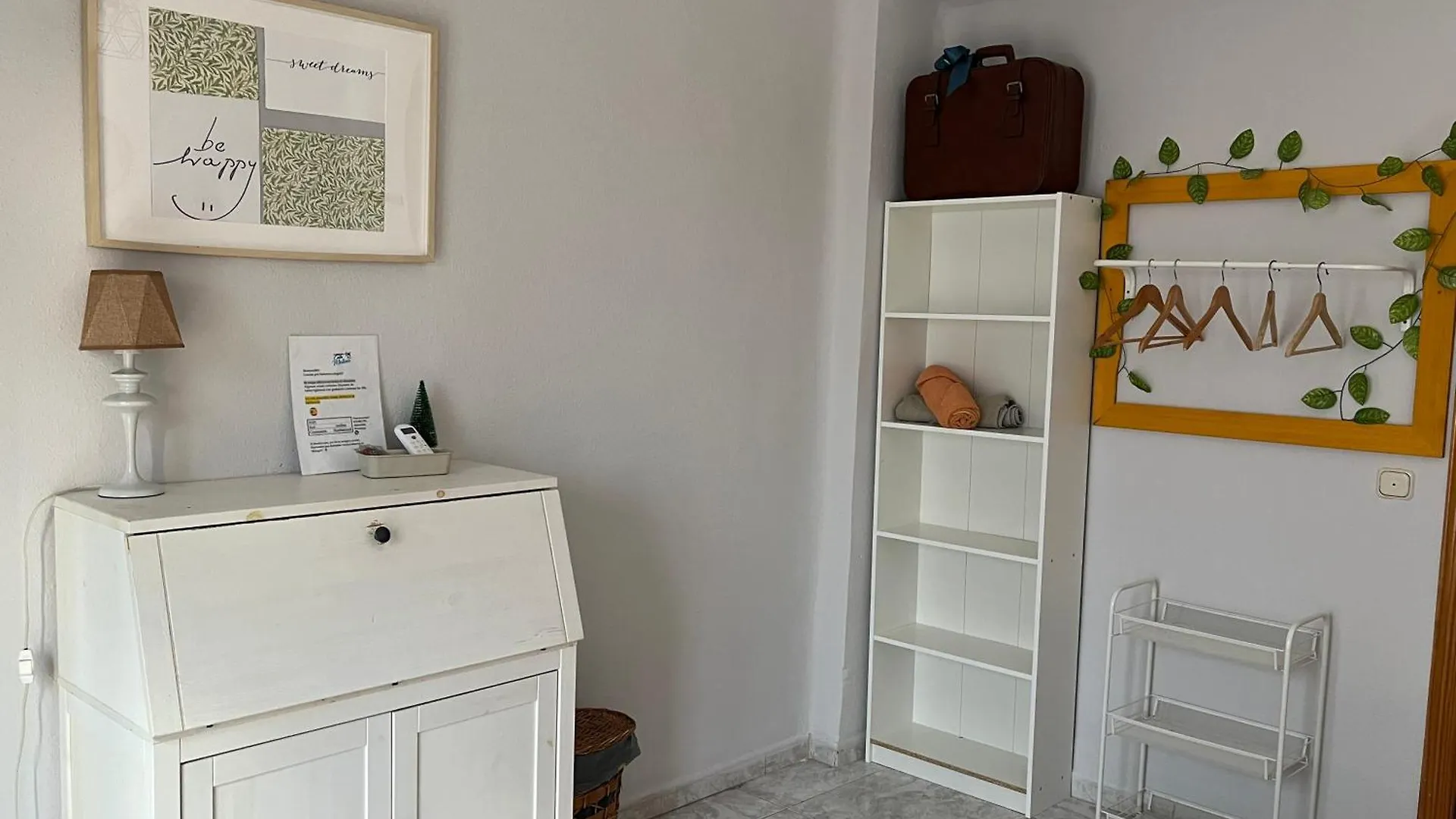 Habitacion En Calle Molino Málaga