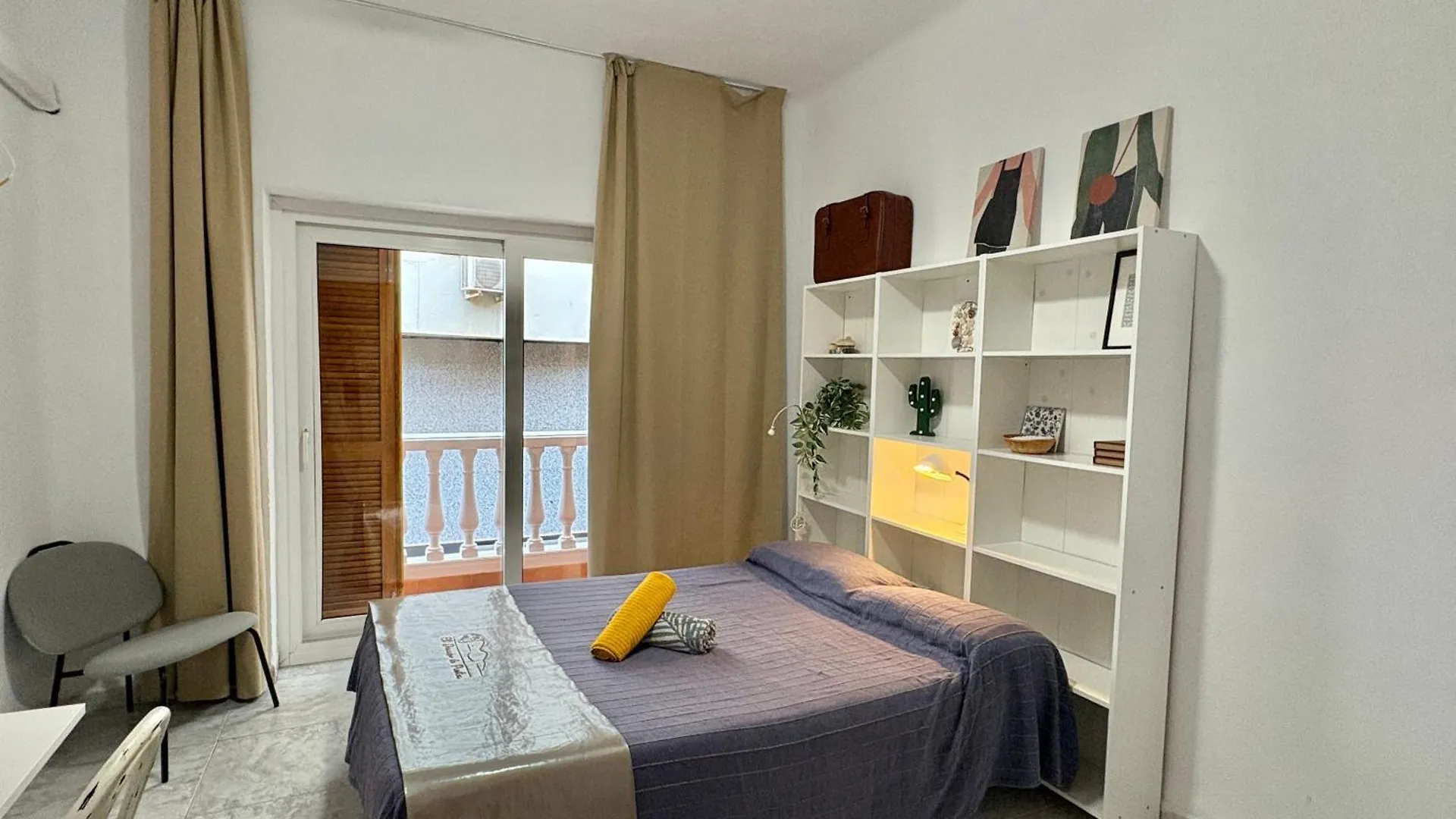 Habitacion En Calle Molino Màlaga
