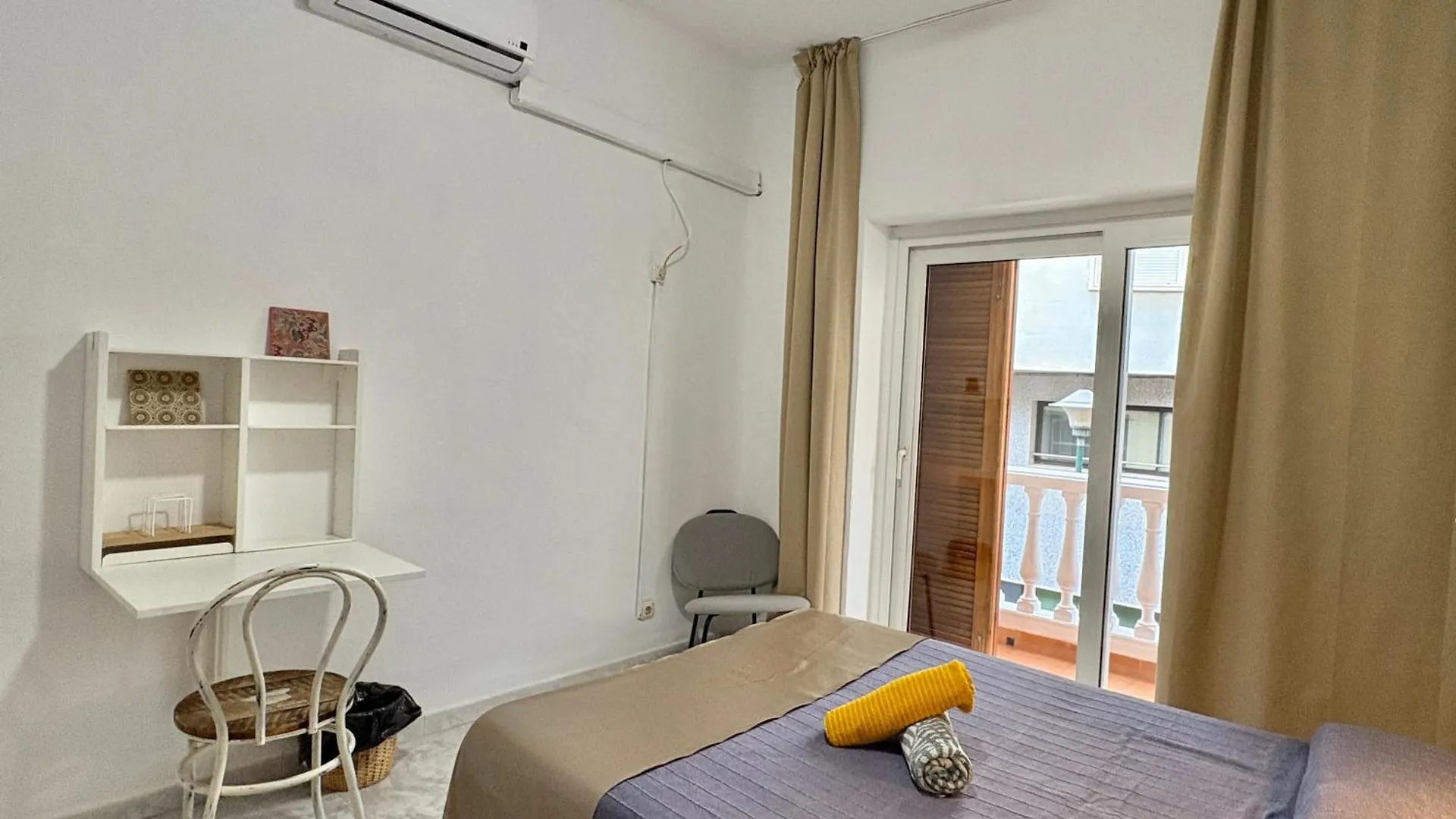 Habitacion En Calle Molino Málaga Pensionat